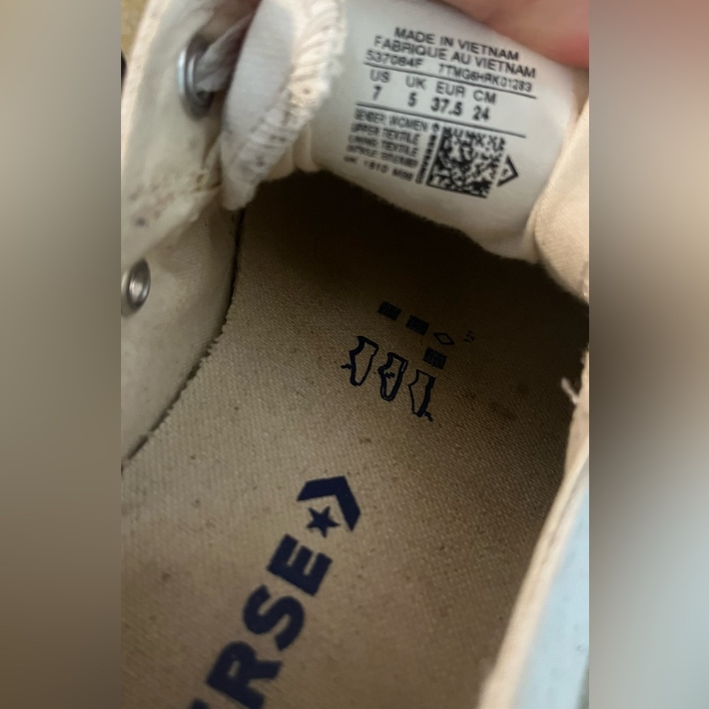 Women’s Slip on converse